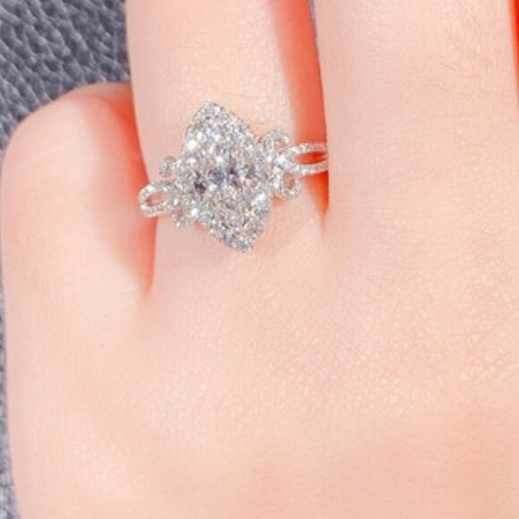 💞Beautiful Marquis Noble Women Pure Zircon Silver Dainty Fashion Ring,UN… - Picture 2 of 6